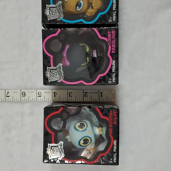 NIP 3 Monster High Vinyl Figures - Picture 12 of 12
